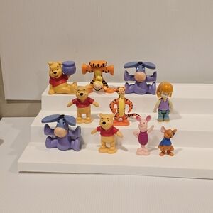 Disney Winnie the Pooh Figure Stackable and Mini Figure Set